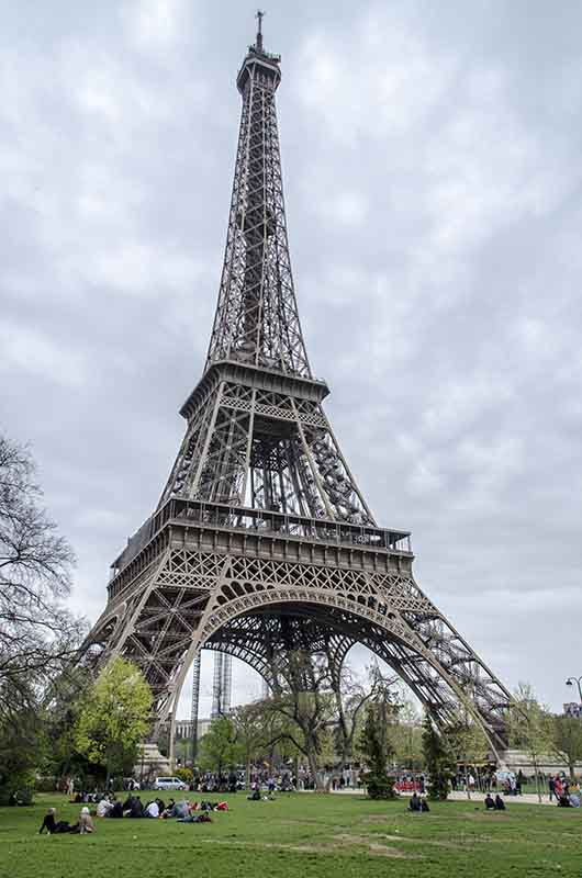 06 - Francia - Paris - torre Eiffel.jpg